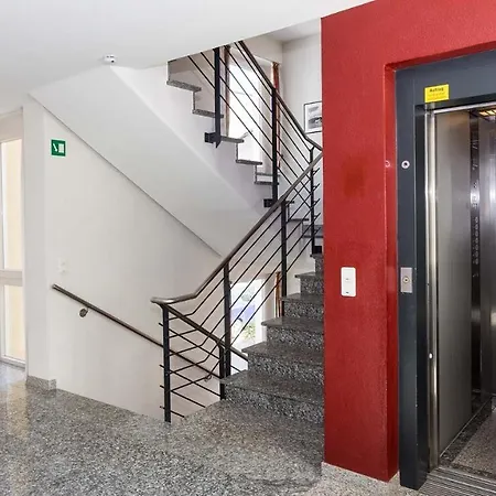 A Cappella By Altmann Binz