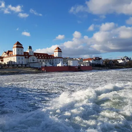 A Cappella By Altmann Binz