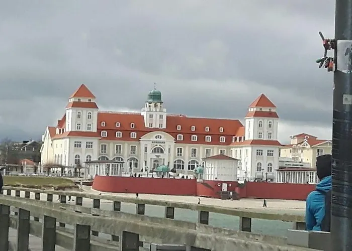 A Cappella By Altmann Binz